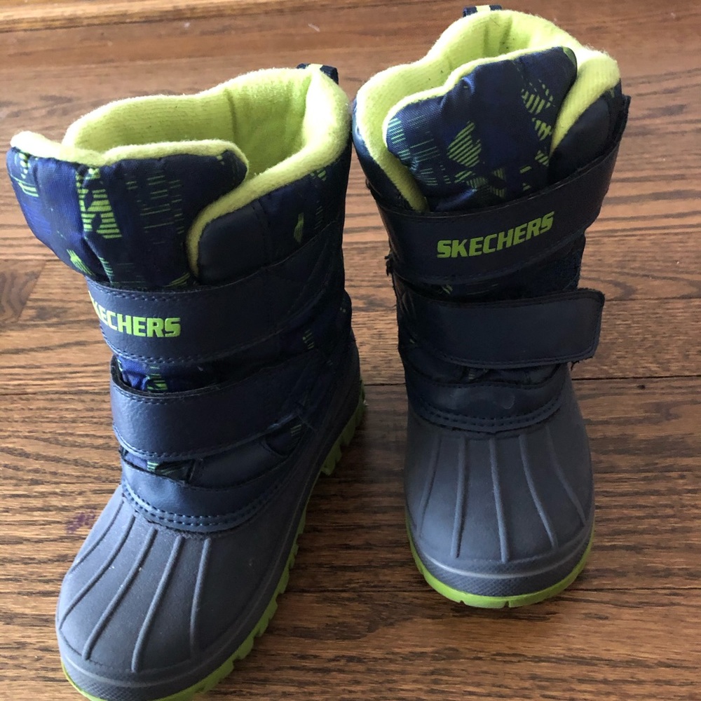 Winter water proof boots.